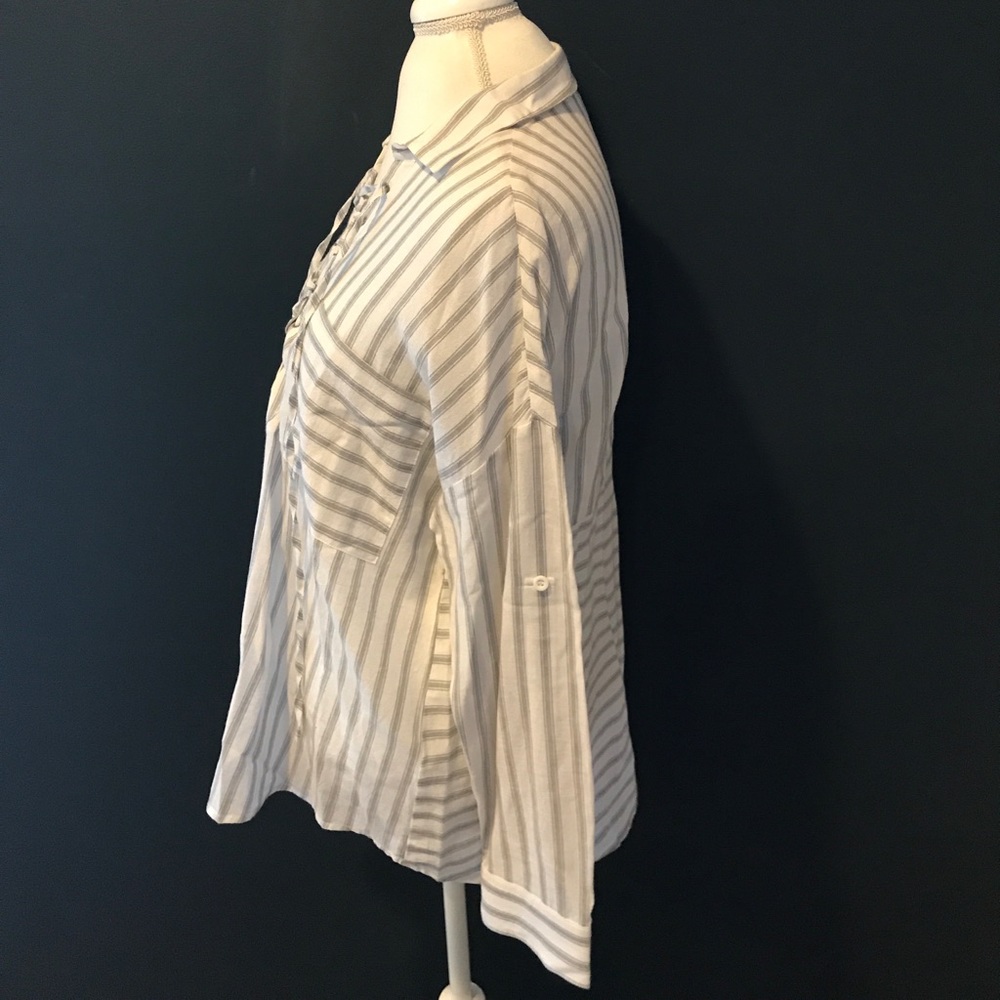 [LAST ONE] Grey & White Striped Lace Up Top - Picture 6 of 7